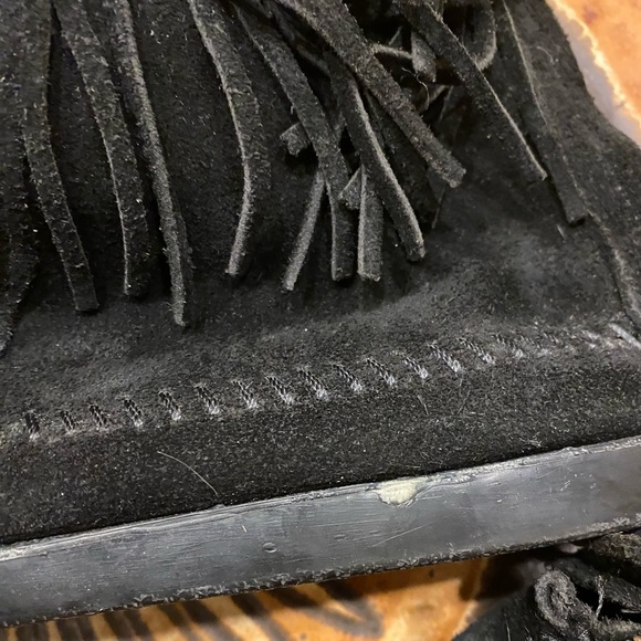 Minnetonka High Top Back Zip Boot - Picture 8 of 9